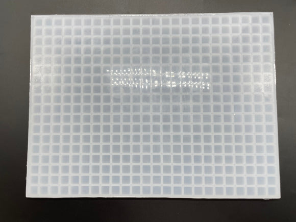 1,5 ml vierkante siliconen gummy schimmel - 432 holtes